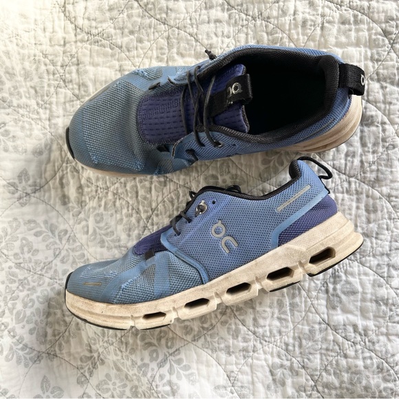 4 Boys Youth On Clouds Athletic Tennis Shoes - Picture 5 of 8